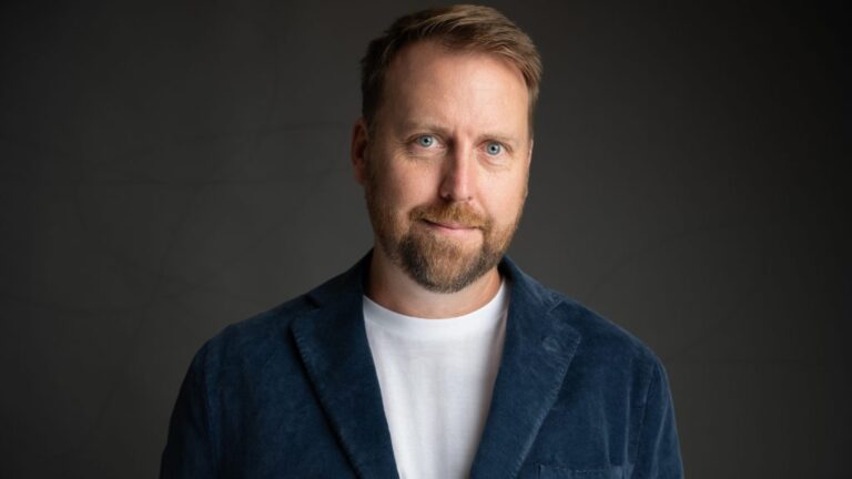 ‘Murdoch Mysteries’ Firm Shaftesbury Hands Jay Bennett Franchise Role
