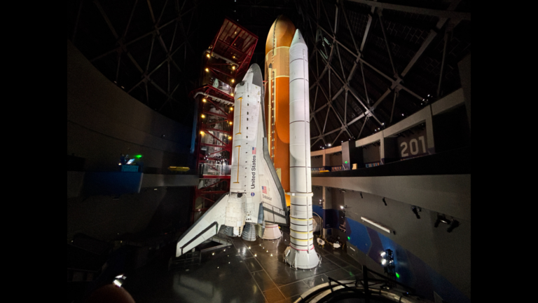I got a sneak peek at space shuttle Endeavour’s new home in California, and it’s breathtaking (photos)