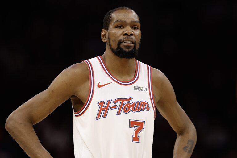 Kevin Durant Reacts After Internet Identifies His Viral Mystery Date