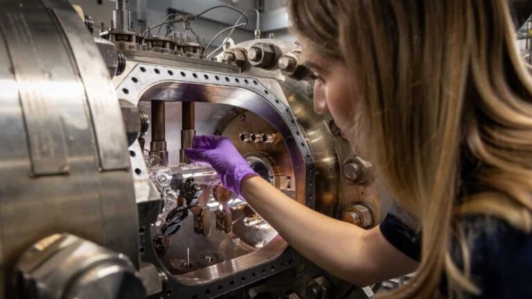 Here’s how nuclear energy could reignite a fire under Rolls-Royce shares