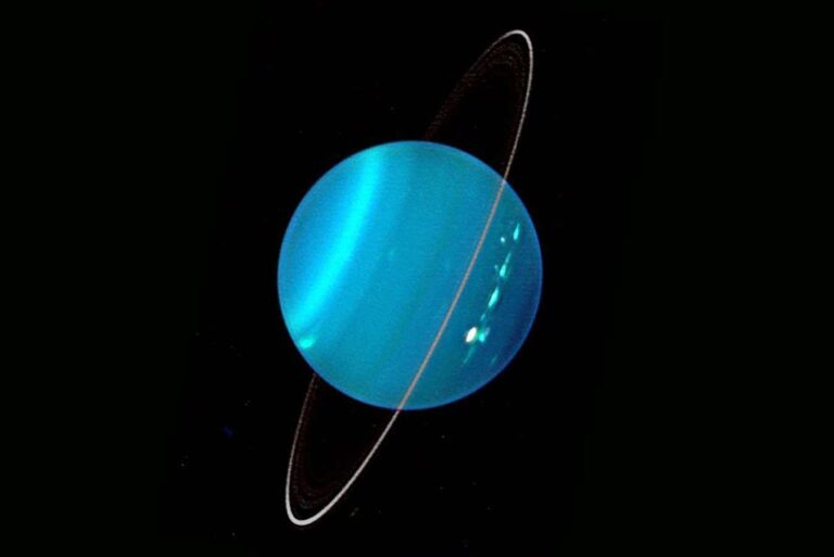 Gas from Uranus reveals it has an icy centre