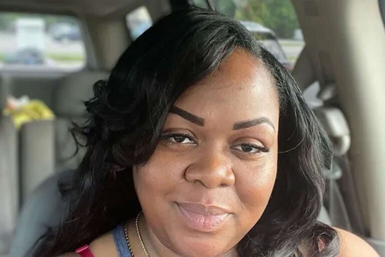Dollar General Manager, a Mom of 3 and Grandmother of 2, Fatally Shot Over $1.58 Purchase