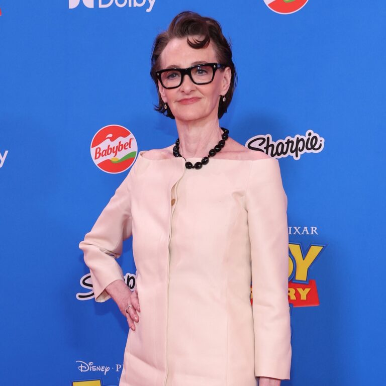 Joan Cusack, Tom Hanks, More Celebrities at LA Premiere