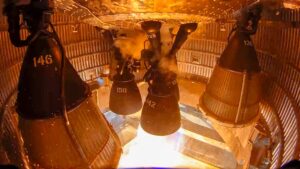 SpaceX’s next Starship breathes fire for 1st time in prelaunch test (video)