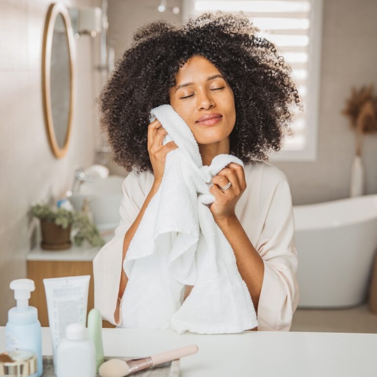 Are Disposable Face Towels Better for Your Skin? An Aesthetician Explains
