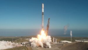 SpaceX sends 24 Starlink satellites into orbit as market awaits IPO launch (video)