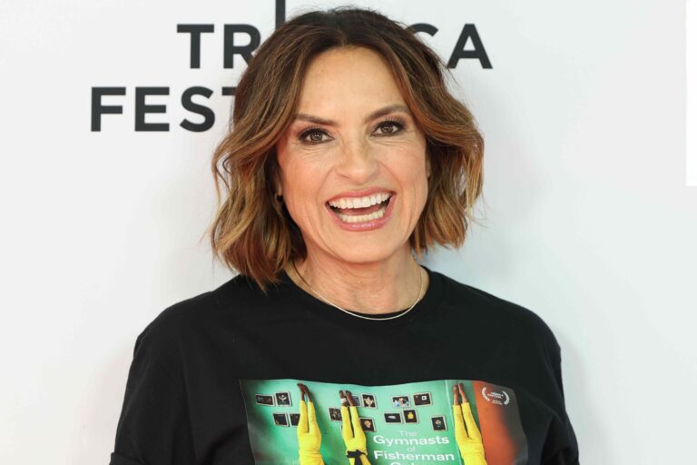 Mariska Hargitay Stepped Out in Comfy Sneakers from the Brand Eva Longoria Wears During Long Days on Set