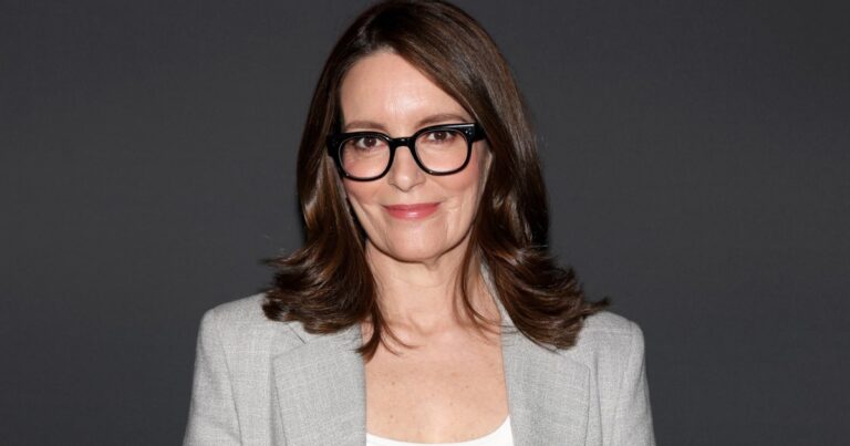 Tina Fey Made the ‘It’ Girl Red Sweater Trend Work for Summer