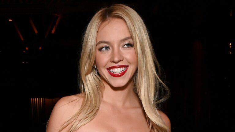 Sydney Sweeney Gets Bouncy & Loose on Wild Date
