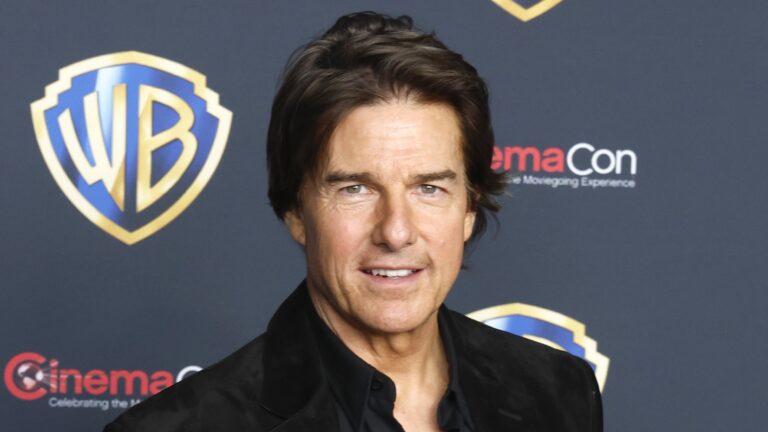 Suri Legally Ditches Tom Cruise’s Last Name