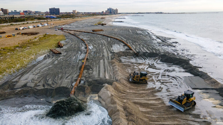 Climate change causes the ocean’s waters to expand » Yale Climate Connections