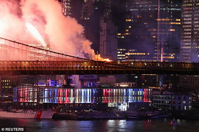 Panic as NYC’s Brooklyn Bridge erupts in FLAMES during Macy’s July 4 fireworks extravaganza