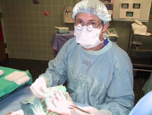 Melbourne surgeon’s ‘vitriolic campaign’ against psychiatrists: The personal grudge that led Dr Stewart Proper to compare one doctor to a rapist in shocking posts