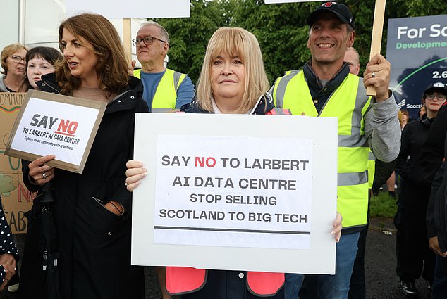 Heading to a town near you… vast US-funded data centres that need more power than a small country and have sparked a Wild West-style land grab, with campaigners now fearing they could prove a toxic menace to public health