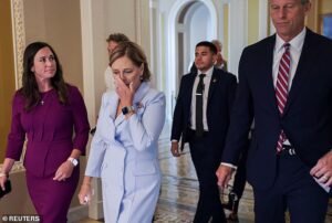 Lindsey Graham’s teary-eyed sister is sworn in to fill her beloved brother’s Senate seat