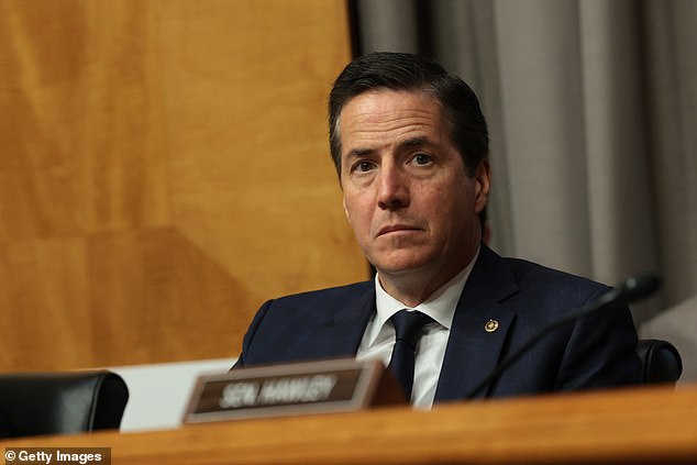 Fuming senator hurls f-bomb at silent Fauci: ‘Total disgrace’