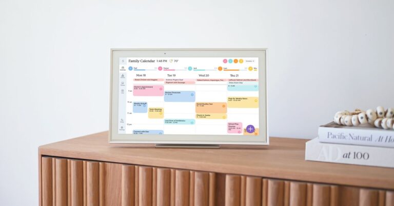 Skylight’s Touchscreen Calendar Got my Whole Family on the Same Page