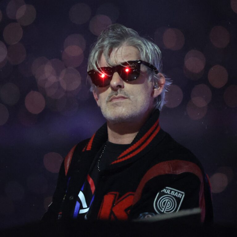 Kavinsky, French DJ Known for “Nightcall,” Found Dead in Paris Home