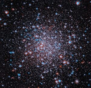 NASA’s Hubble Spies Stellar Sparkler for July 4th