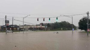 AI can predict disaster, but it can’t save you » Yale Climate Connections