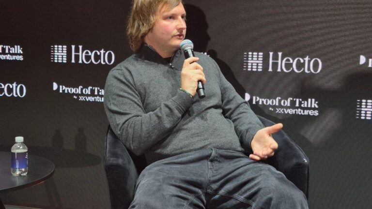 Why Aave proposes quitting 6 blockchains that earn under $5,000 a quarter