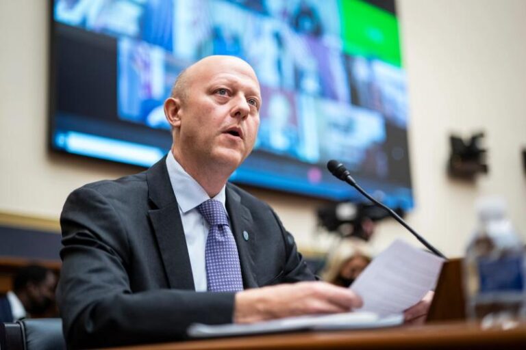 JPMorgan sees Hyperliquid partnership weighing on Circle, Coinbase