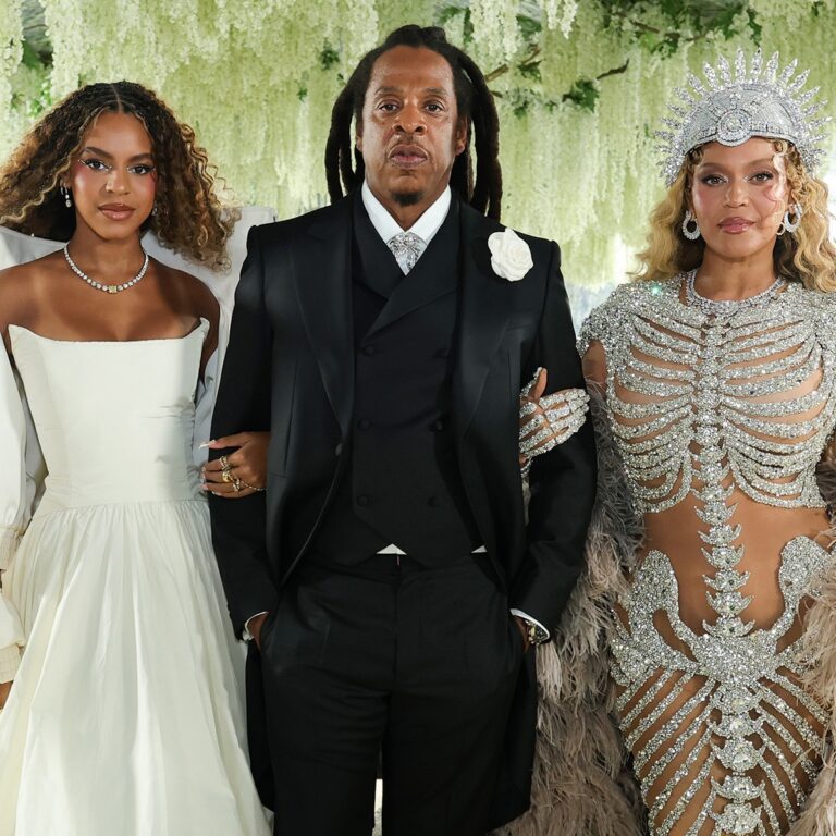 Beyoncé, Blue Ivy Carter Perform at Jay-Z’s NYC Concert