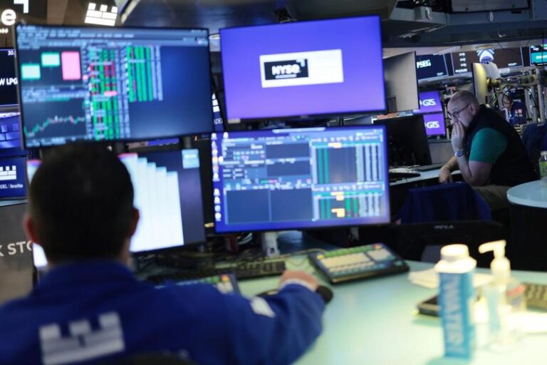 With MSTR concerns assuaged, look to traditional signals around BTC