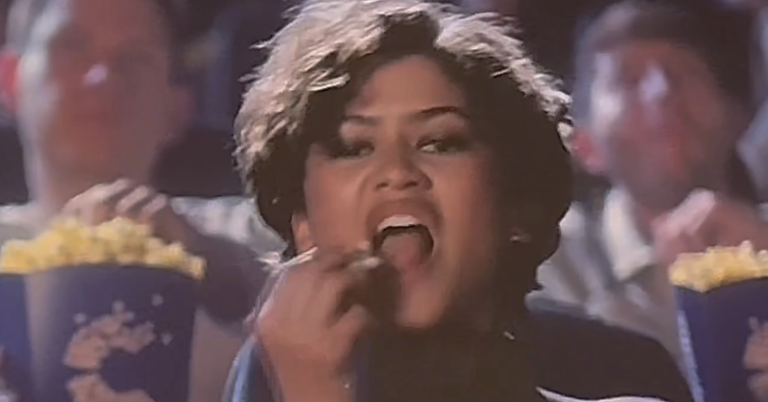 Here’s Why A 14-Second Clip Of Zendaya Eating Popcorn Is Being Mercilessly Roasted Online