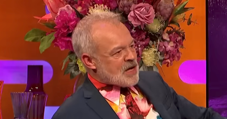 “No One Tell Taylor Swift This”: Graham Norton Just Broke Down The Psychology Behind Where Celebrity Guests Sit On His Sofa, And It’s Genuinely SO Fascinating