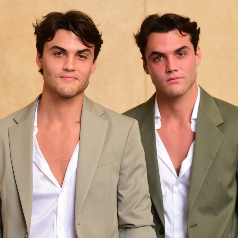 Dolan Twins Ethan, Grayson Return to YouTube After 5 Years