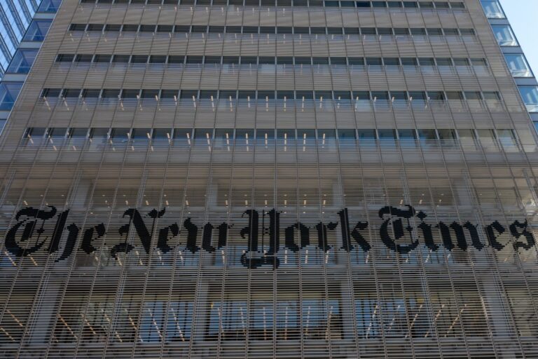 Trump DOJ Subpoenas New York Times Reporters After Air Force One Story