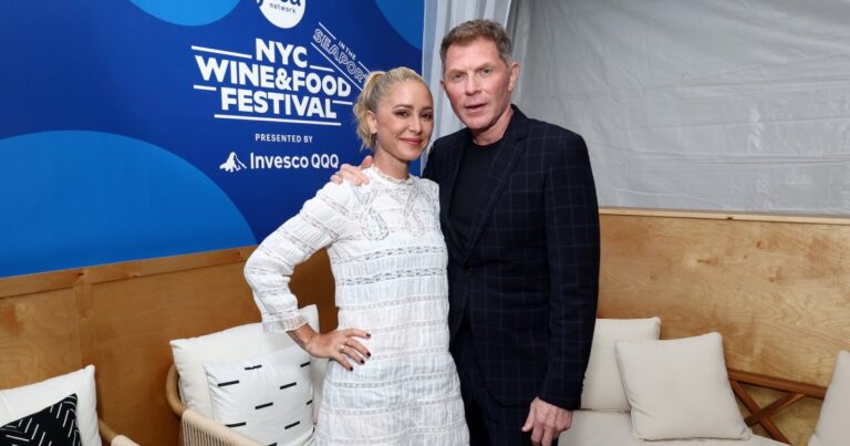 Bobby Flay and Brooke Williamson Pack on PDA at Golf Tournament