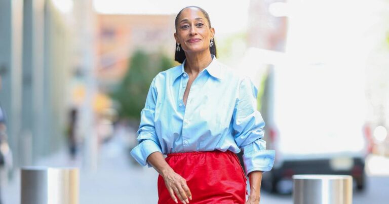 Tracee Ellis Ross Just Gave the Raffia Bag a City-Girl Twist