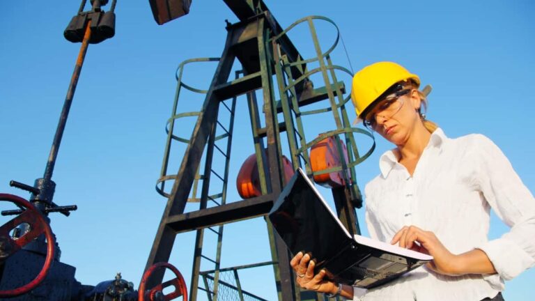 By July 2027, BP shares could turn £9,999 into…