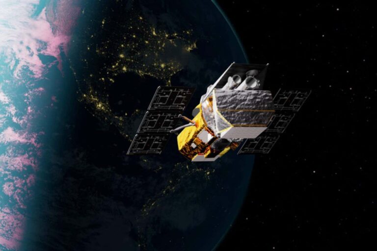 Audacious mission to rescue NASA’s falling telescope has launched
