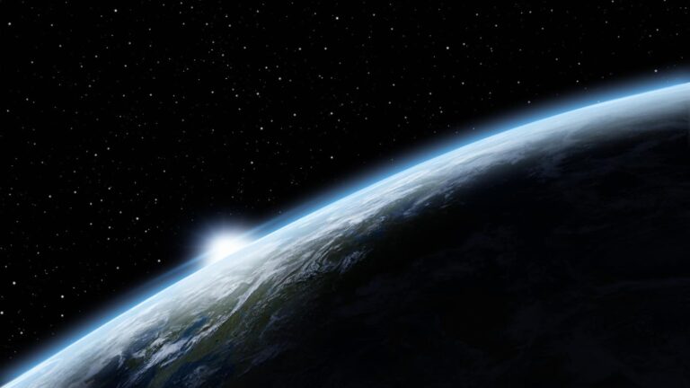 2 smaller space stocks to consider buying for an ISA (not called SpaceX)