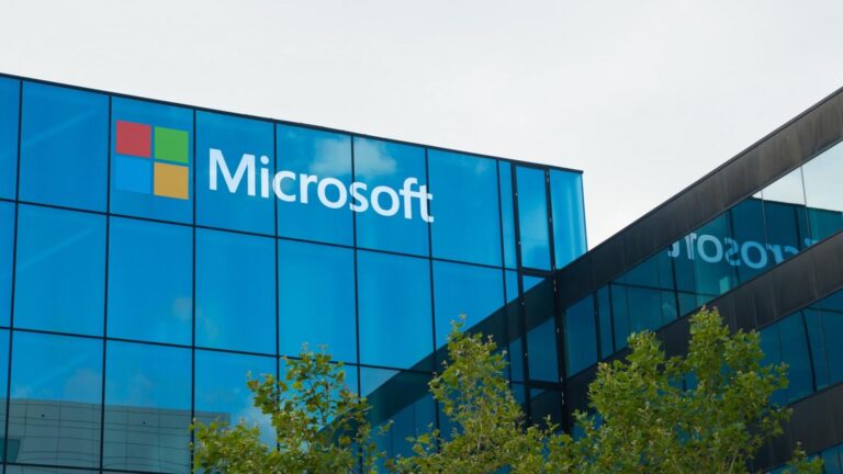 Bitcoin holds near $64,000 as Microsoft’s AI payoff lifts stocks