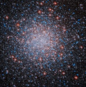 Hubble Captures Star-Studded Cluster – NASA