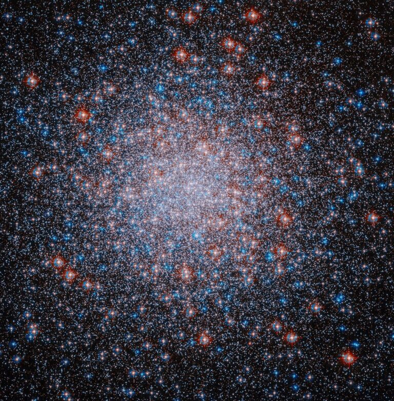Hubble Captures Star-Studded Cluster – NASA