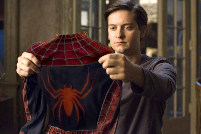 Tom Holland, Tobey Maguire, and Andrew Garfield Get a Shared Tribute in New Spider-Man Skin