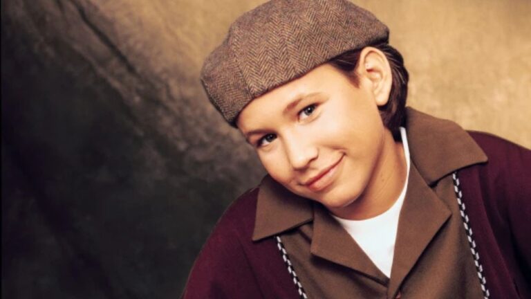 Rare Jonathan Taylor Thomas Sighting With ‘Home Improvement’ Family Cranks Up Fans’ Nostalgia