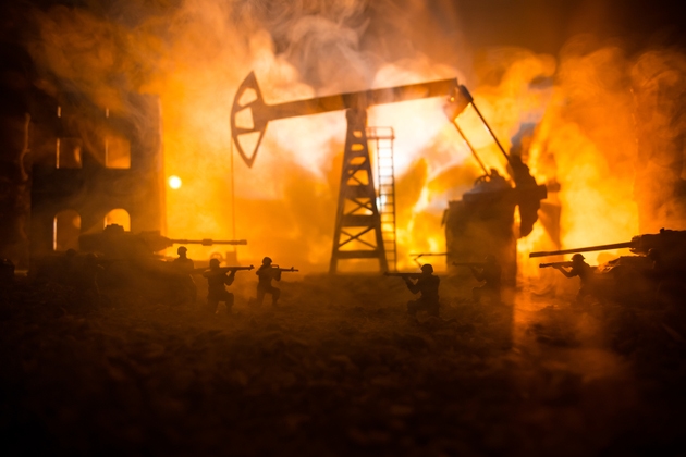 U.S. airstrikes on Iran trigger Middle East retaliation; crude spikes (CL1:COM:Commodity)