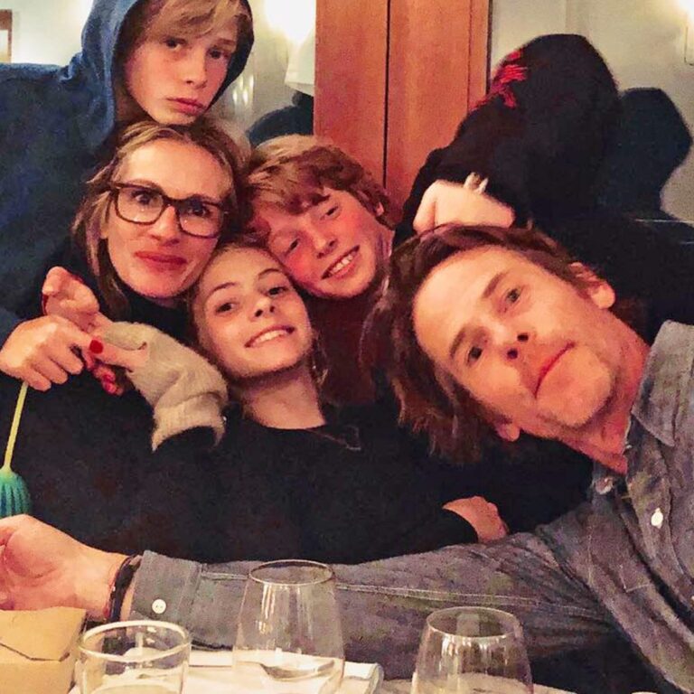 Inside Julia Roberts’ Private Family World With Danny Moder, 3 Kids