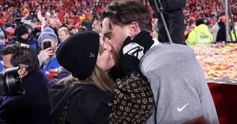 Taylor Swift and Travis Kelce Wrote Own Vows for MSG Wedding