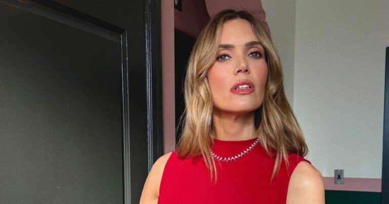 Get Mandy Moore’s ‘Aperitivo Waves’ With a $41 Blow-Dry Foam