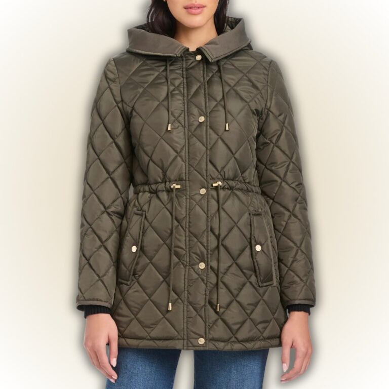 The “Rich Mom” Jackets Everyone Will Wear This Fall 