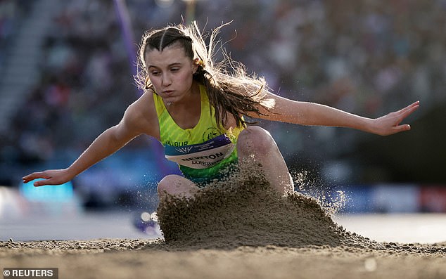 Aussie brain cancer survivor forced to have her pants cut from her body in Commonwealth Games wardrobe malfunction