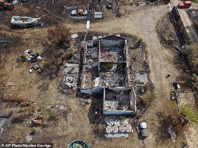 Firefighters ‘abandoned French village to wildfires so they could save millionaires’ homes’