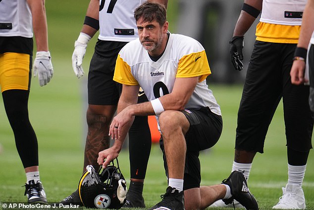 Aaron Rodgers aims pointed dig at brother Jordan just weeks after reconciling with his parents